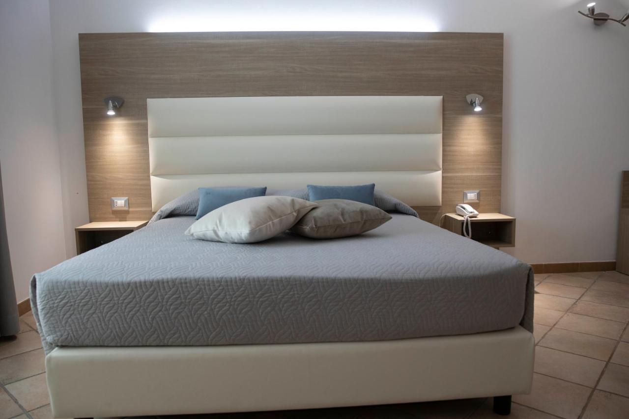 Pegasus Hotel 3*