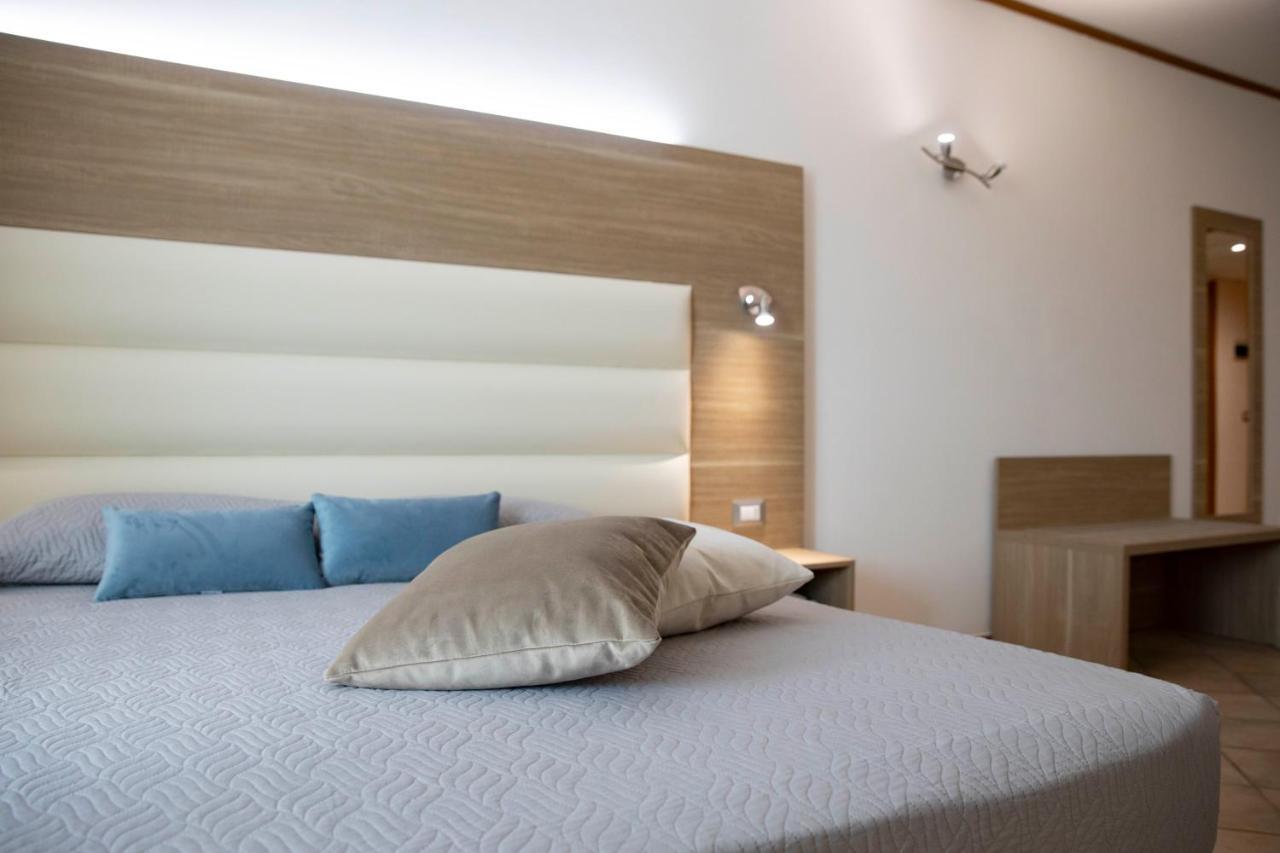 Pegasus Hotel 3*